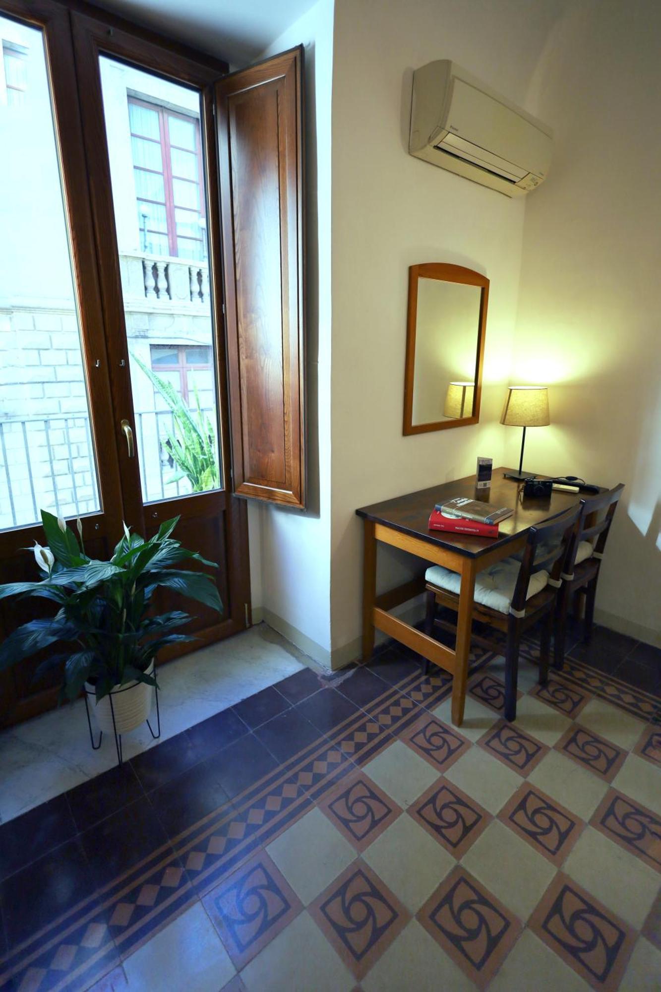 Cataneasy Rooms Bagian luar foto