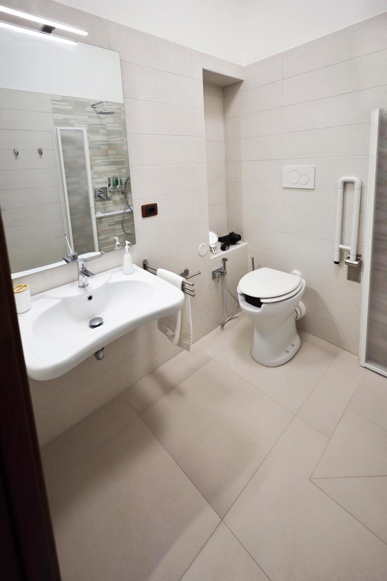 Cataneasy Rooms Bagian luar foto